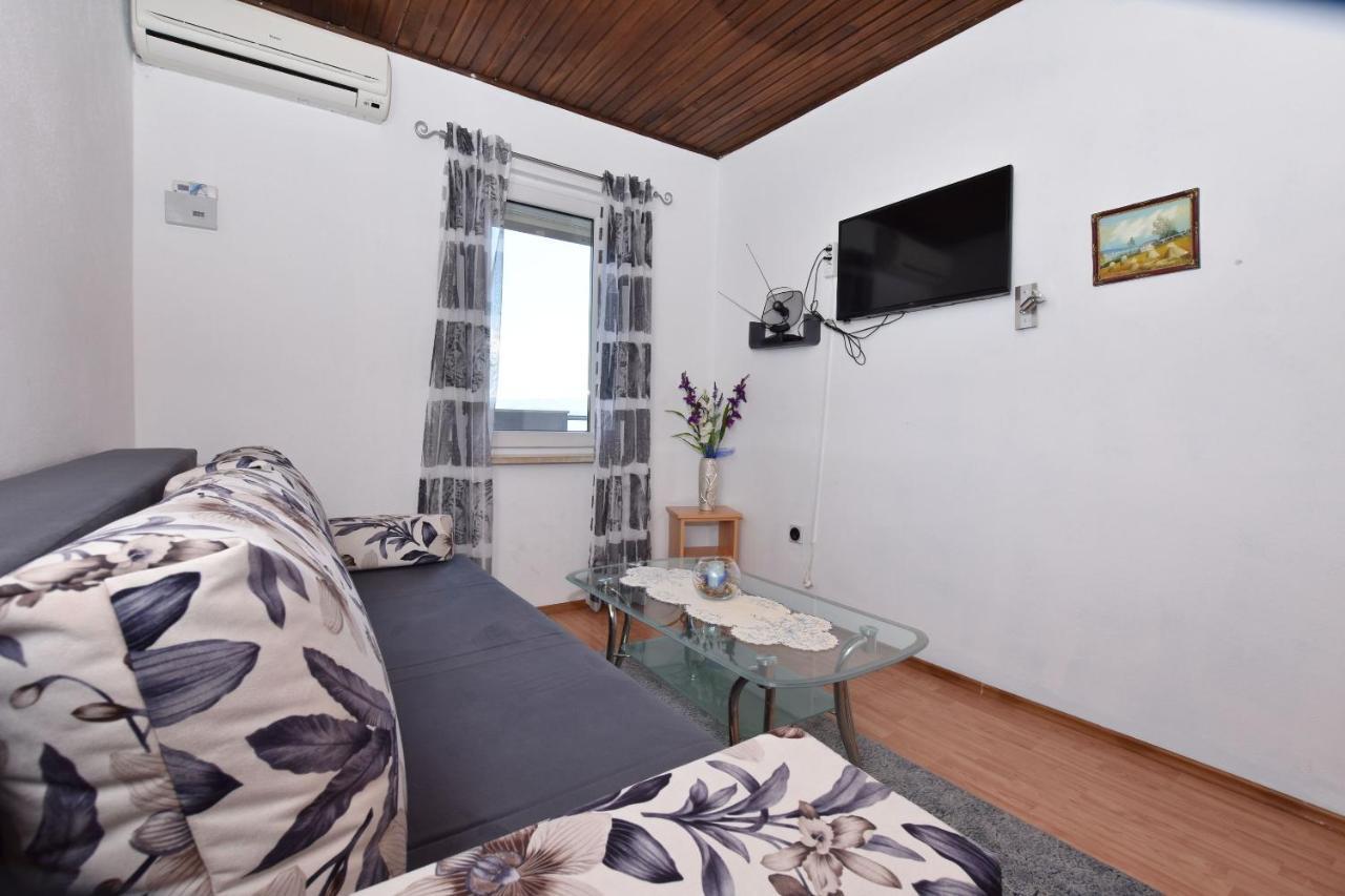 Apartments Ana Omiš Exteriér fotografie