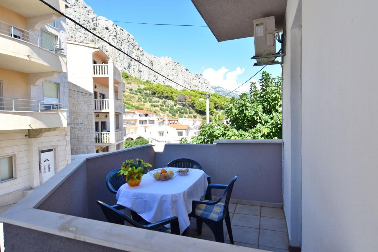 Apartments Ana Omiš Exteriér fotografie