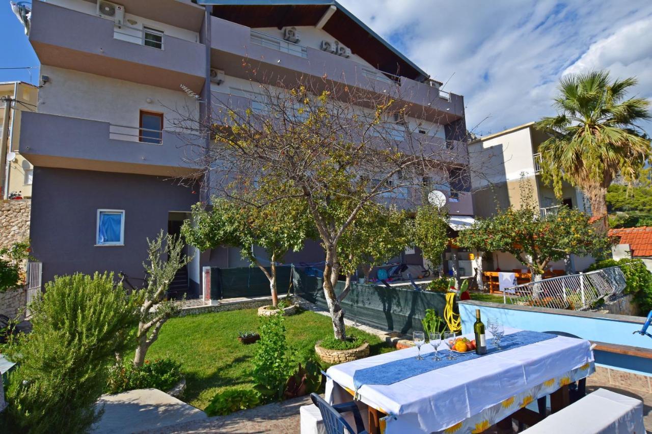 Apartments Ana Omiš Exteriér fotografie