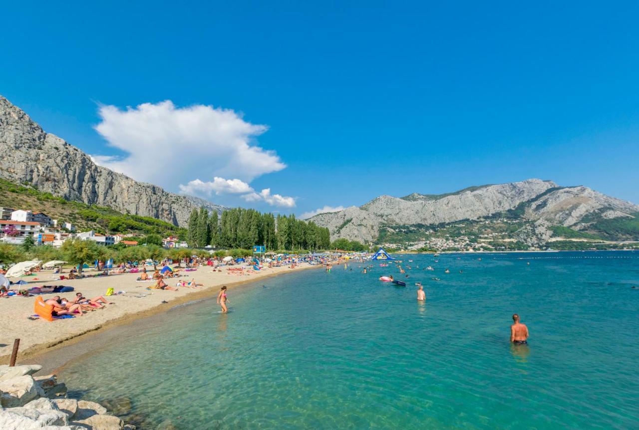 Apartments Ana Omiš Exteriér fotografie